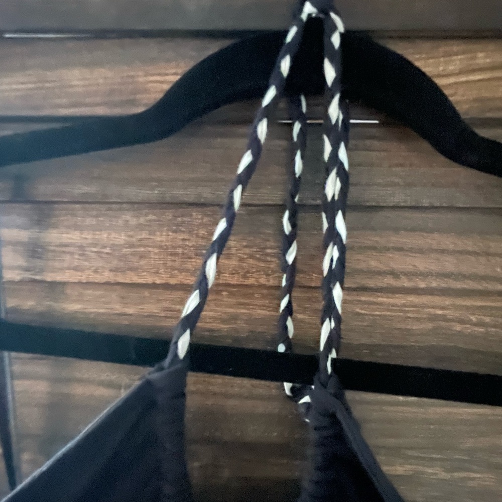 Halter - Picture 2 of 3